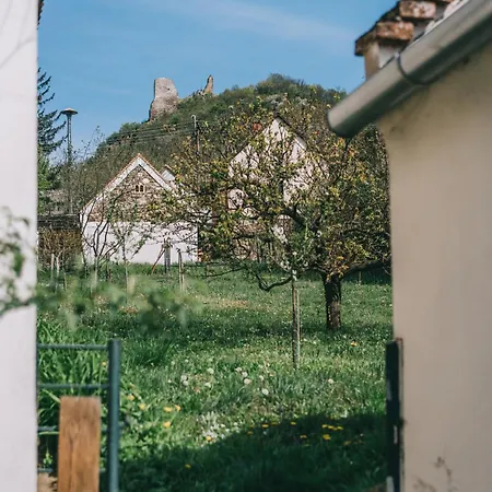 Feher Barany Apartament *