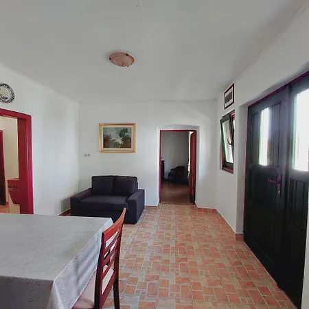 Apartment Feher Barany